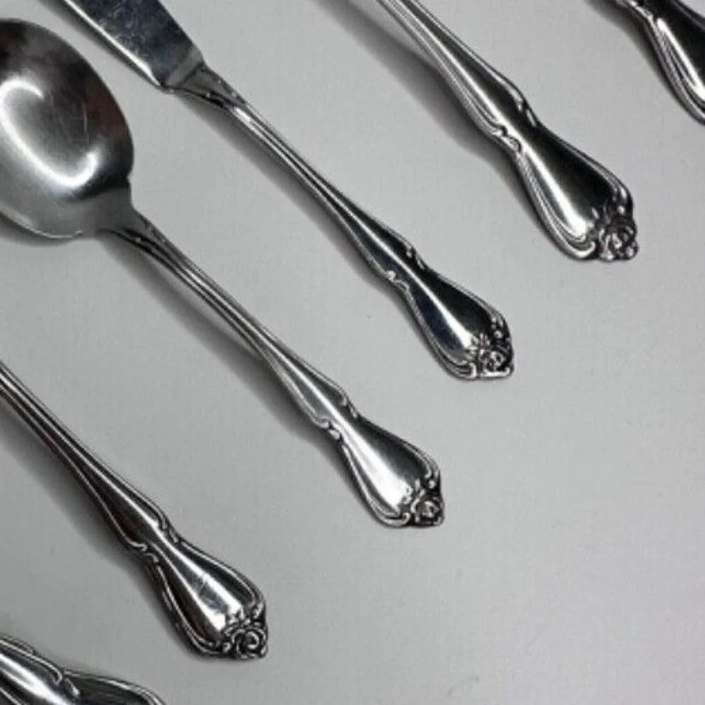 Oneida‎ Arbor Rose Stainless Flatware Set 9 Pc Replacement Serving Soup Fork